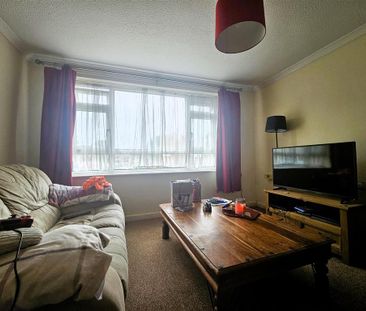 1 bedroom ground floor flat to rent - Photo 5