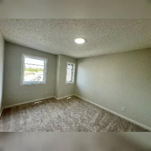 4 Bed 3 Bath Dbl Garage Upper Suite Maple Crest - Photo 5