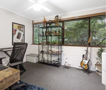 4/9 Dunlop Terrace, Corinda QLD 4075 - House For Rent | Domain - Photo 3