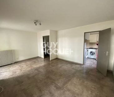 T2 MEUBLEE ! A LOUER ! PROCHE DU CENTRE DE BLAGANC ! - Photo 1