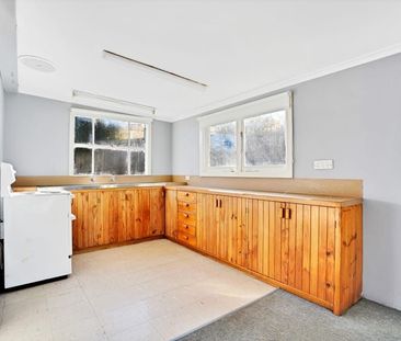 Quiet & Private Living - Photo 1