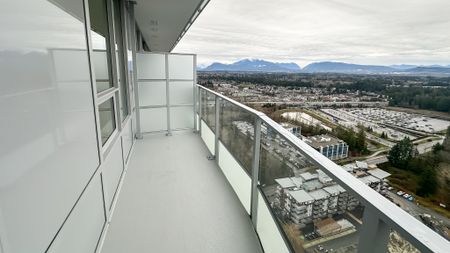 Modern 1 Bedroom Condo With Spectacular Views In Langley - Photo 3