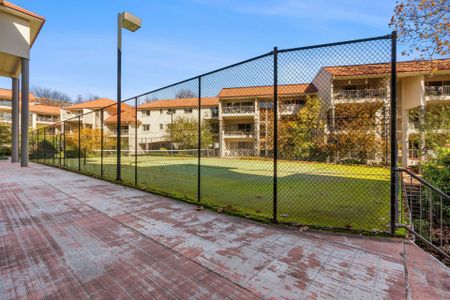 Fully furnished penthouse at "The Brighton" - Photo 4