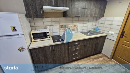 Apartament 1 camera, Central, incalzire inclusa, loc parcare - Fotografie 2