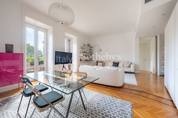 Design Apartment in the Heart of Milan - Photo 1