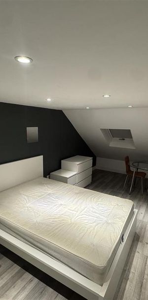 House share to rent - Photo 1