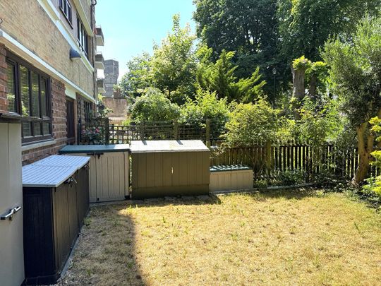 3 Bed Flat, Chadworth House, N4 - Photo 1