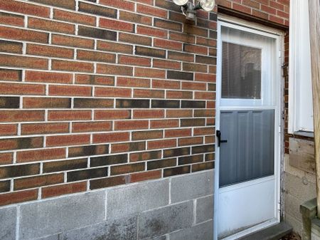 For Lease - 2081B Snow Crescent, Mississauga, Ontario - Photo 4