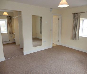 1 bedroom detached house to rent - Photo 5
