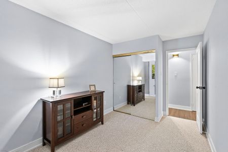 For Lease - 15390 Yonge Street Unit# 203, Aurora, Ontario - Photo 4