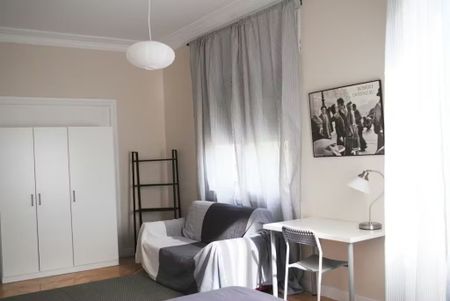 Calle de Serrano, Madrid, Community of Madrid 28006 - Photo 4