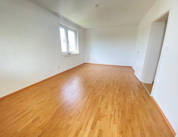 Schöne und renovierte Wohnung mit Balkon - Photo 1