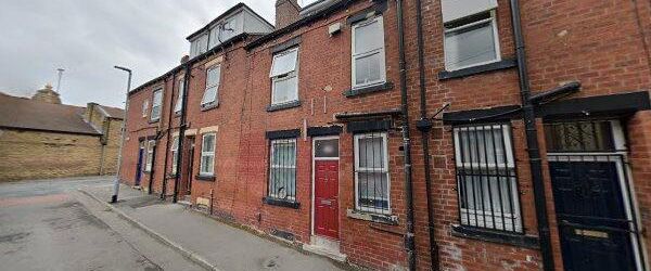 2 Bed Terraced House, Autumn Grove, LS6 - Photo 1