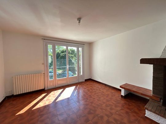 Location Maison 5 pièces 97m² AIRE SUR L ADOUR 40800 - Photo 1