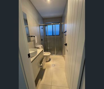 Secure & Quite Granny - Photo 5