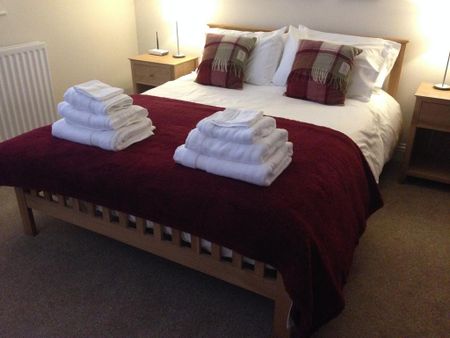 2 bedroom apartment to rent - Photo 5