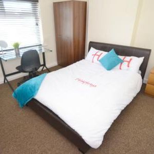 Johnson Road, Lenton, Nottingham, NG7 - Photo 1