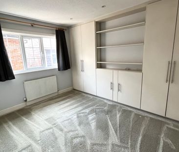 Hill Avenue, Amersham, Buckinghamshire,HP6 - Photo 2