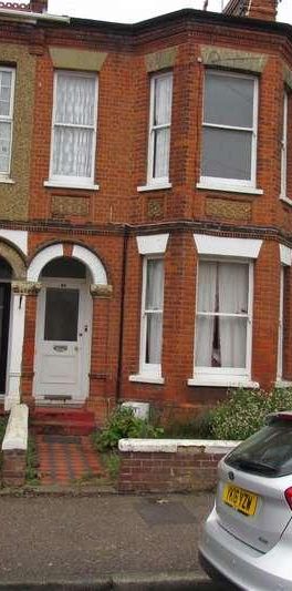 South Road, Herne Bay, CT6 - Photo 1