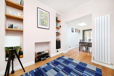 4 bedroom terraced house to rent - Photo 3