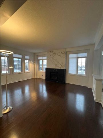 For Lease - 1 Janes Crescent, New Tecumseth, Ontario - Photo 3