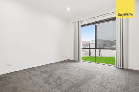 Modern Four Bedroom Single Level Home - Photo 5