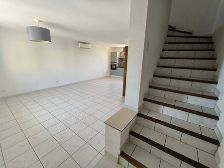 Location maison 4 pièces, 79.55m², Cuxac-d'Aude - Photo 4