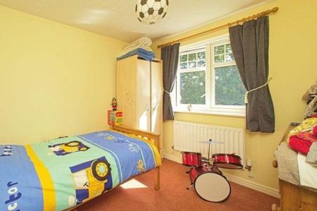 21, Peacock Close, Chichester - Photo 3