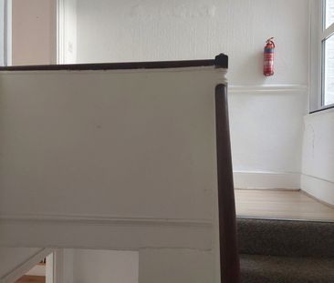 Room in a Shared House, Winslade Road, SW2 - Photo 5