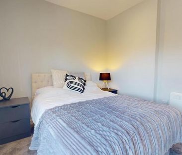 Hartley Avenue, Flat B, - Photo 4