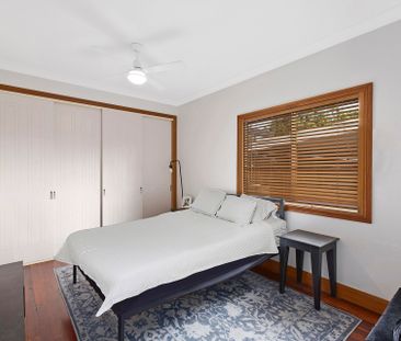 SPACIOUS FAMILY HOME - Photo 5