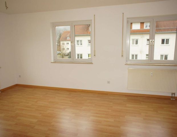 EBK Abkauf mögl. ! 1.OG - Bad mit Fenster -großer Balkon !!! frei ab 1.5.25 - Photo 1