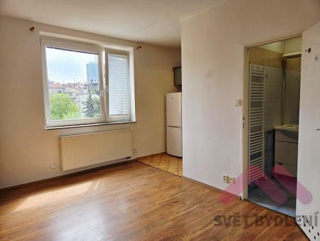 Pronájem bytu 1+kk 29 m2 - Fotografie 2