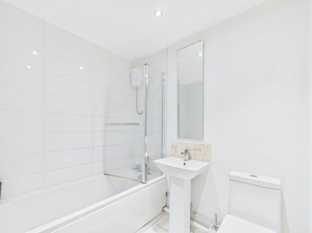 Redford Close, Feltham,TW13 - Photo 5