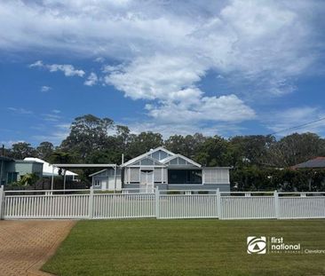 BEAUTIFUL COTTAGE IN OYSTER POINT - "RYAN COTTAGE " - Photo 4