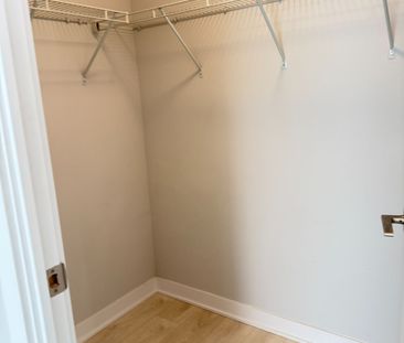 For Lease - 2221 Yonge Street Unit# 4005, Toronto, Ontario - Photo 3