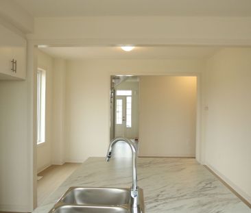 For Lease - 37 Stockholm Road, Barrie, Ontario - Photo 6