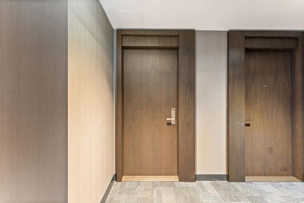 For Lease - 1 Yorkville Avenue Unit# 1404, Toronto, Ontario - Photo 1