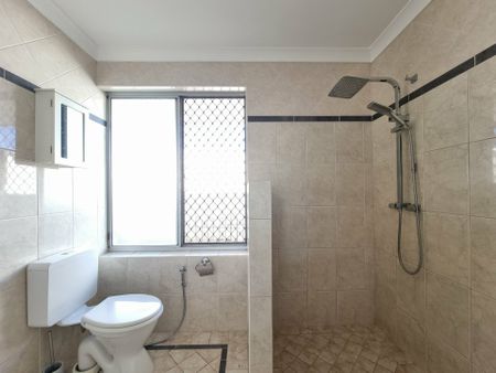 Spacious Family Home – Convenient Gosnells Location - Photo 5