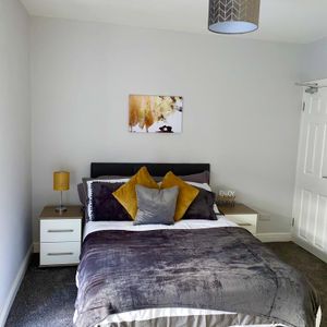 1 bedroom semi-detached house to rent - Photo 2