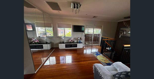 Stylish Family Living in a Prime East Victoria Park Location - 62C Hubert Street, East Victoria Park - Photo 1