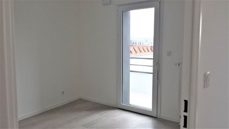 Location Appartement 2 pièces 49m² ROUEN 76000 - Photo 3