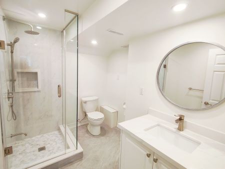 For Lease - 14 Summerfeldt Crescent, Markham, Ontario - Photo 2