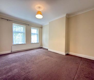 2 bedroom maisonette to rent - Photo 4