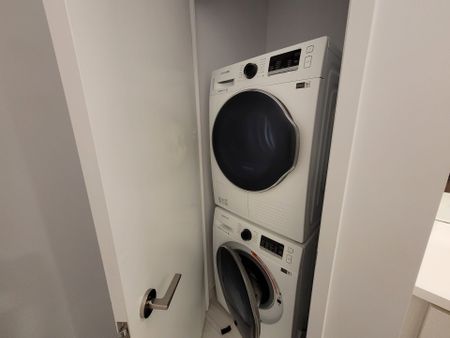 For Lease - 38 Honeycrisp Crescent Unit# 801, Vaughan, Ontario - Photo 5