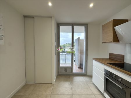 Appartement - 3 pièces - Montjuzet/Chanturgue - Photo 3