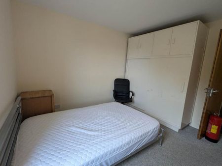 4 bedroom house to rent - Photo 4