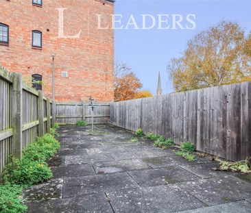 6 bedroom terraced house to rent - Photo 4