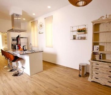 SE ALQUILA INCREÍBLE PISO EN EL CORAZÓN DE ALICANTE - Photo 5