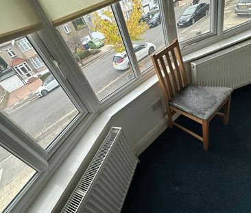Room in a Shared House, Hendale Avenue, NW4 - Photo 1